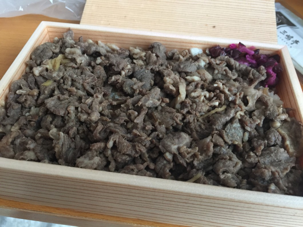 三嶋亭の牛しぐれ弁当