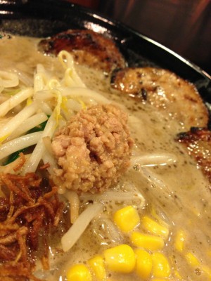 麺屋 蔵の助 こってり豚骨 蔵の助味噌 味噌炭火焼炙りチャーシュー麺